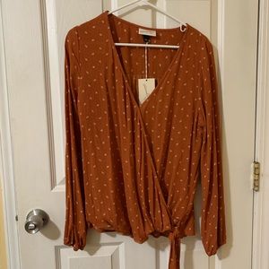 Universal thread wrap top